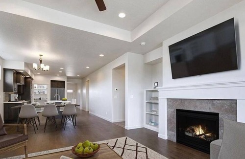 Southeast Boise Casa | The Cozy & Classy Boise Home No cleaning fee!