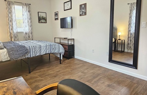 Johnson City Casa | The Cozy Corner - 1.5 mins to ETSU