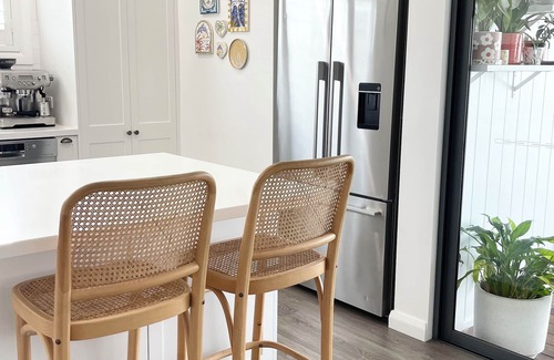 Charlestown Casa | The Cozy Cottage - Charming Coastal Getaway in Charlestown
