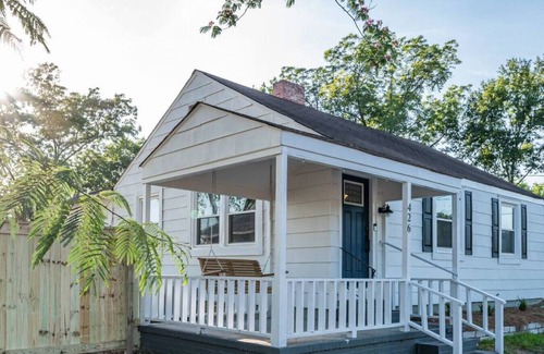 Macon Casa | The Cozy House on Rogers In Quiet Ingleside Area