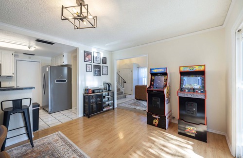 South Natomas Casa | The Cozy Sac-Pool/large yard & attractions nearby