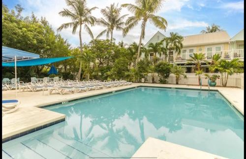 Truman Annex Casa | The Cozy Starfish by Last Key Realty