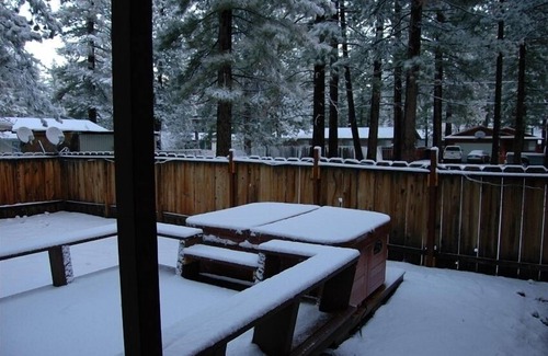 Al Tahoe Cabina | The Cozy Tahoe Cabin - Bañera de hidromasaje, Se admiten mascotas, y 5 min. al lago