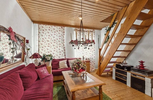 Fulerum Villa | The Cozy Villa with Indoor Pool