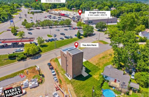 Clarksville Apartamento | The Crash Pad at The Spot on 281 Liberty Pkwy