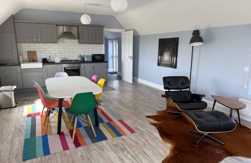 Killotteran Apartamento | The Creamery Loft at Annestown House