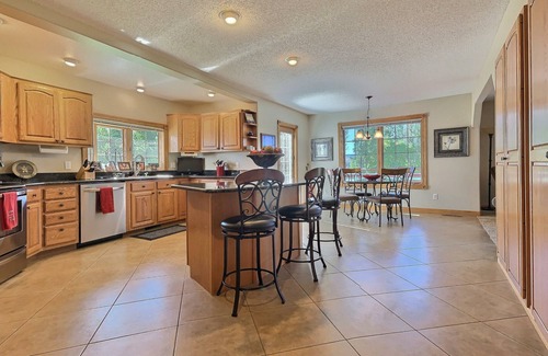Spearfish Casa | The Creekside Rally Rental - Incredible Backyard - Elegant Home