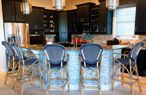 Bayside Casa | La Creme De La Creme En Bayside - The Big Red Beach House