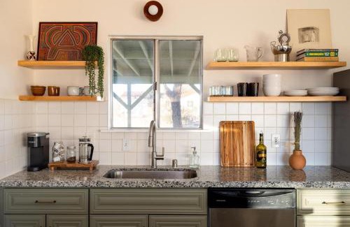 Landers Casa | The Creosote Cottage A Luxury Desert Escape