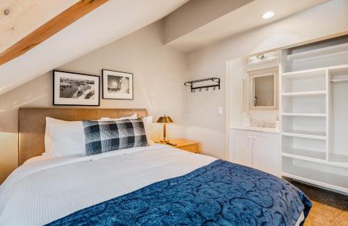 Whistler Village Apartamento | The Crest, Spacious, Central Condo, Free Parking