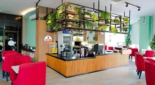 Medan Hotel | The Crew Hotel Kualanamu International Airport