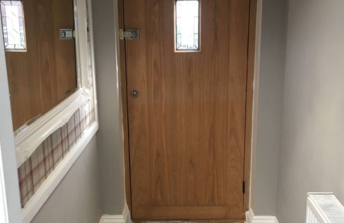 Huntly Cabaña | The Croft,Hot tub, .TV Bed, jacuzzi Bath & Wine Cooler Fridge.