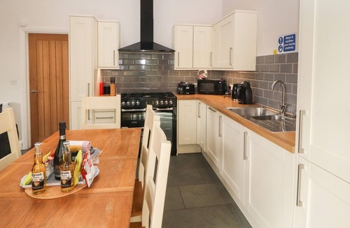 Bassenthwaite Cabaña | THE CROFT, pet friendly, character holiday cottage in Keswick