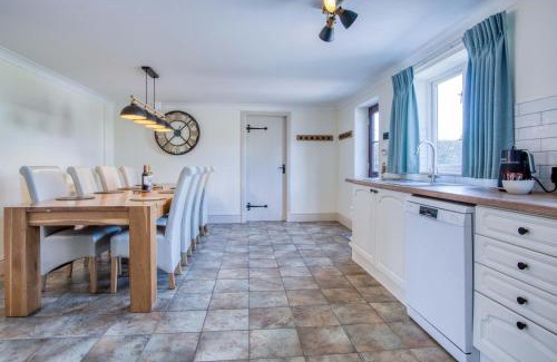 Llangennith Casa | The Cross - 4 Bedroom Cottage - Llangennith