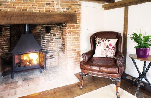 Saxmundham Casa | The Cross Wing by The Suffolk Cottage Collection