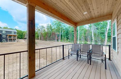 Eagle River Casa | The Crossing at Lake Forest- 35 & 36