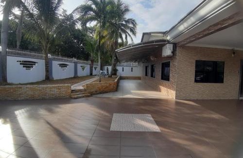 Johor Bahru Casa | The Crown Homestay