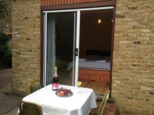Bensham Manor Cama Y Desayuno | The Crystal Lodge Hotel