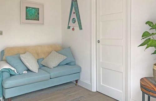 Truro Casa | The Cuckoo's Nest - A Romantic & Peaceful Hideaway