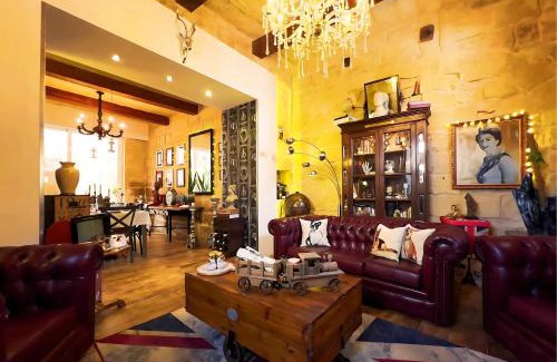 Zejtun Casa | The Curiosities House - Artistic & Experiential retreat