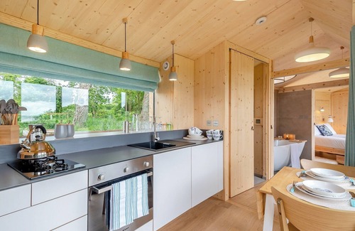 Bankend Cabaña | The Curve at Caerlaverock Estate