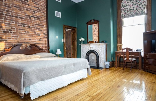 Pictou Casa | The Customs House Inn