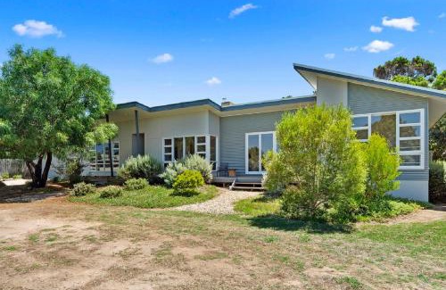 Port Elliot Casa | The Cutting Colman Pl Port Elliot - No Linen Included