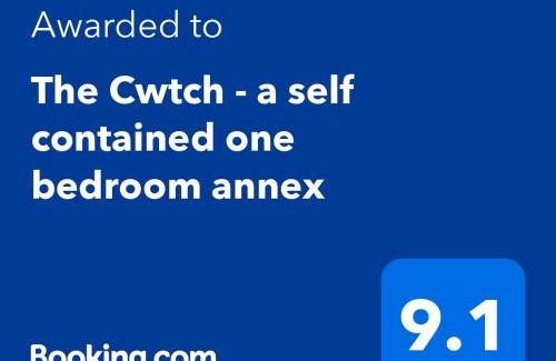 Rhyd-y-clafdy Casa | The Cwtch - a self contained one bedroom annex