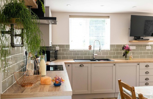 Dwrbach Cabaña | The Cwtch, Fishguard