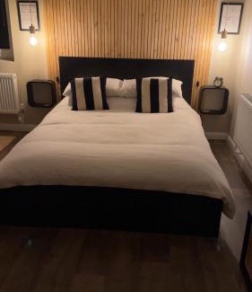Freshwater Apartamento | The Cwtch,Self Contained Coastal Annex Freshwater