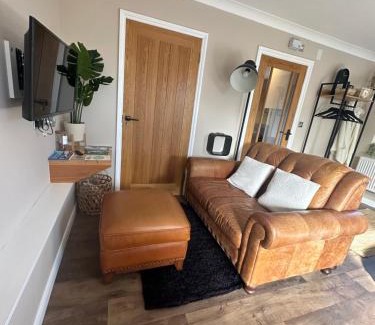 Freshwater Apartamento | The Cwtch,Self Contained Coastal Annex Freshwater