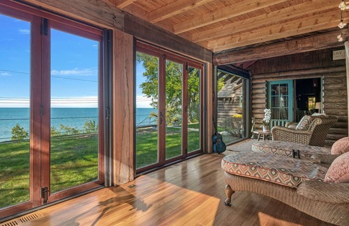 Beverly Shores Casa | The Cypress Log Cabin - Historic National Park Home on the beach