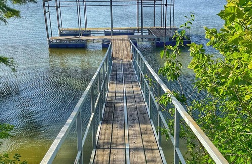 Dundee Casa | The Cypress on Moon Lake, over the water w private boat ramp!