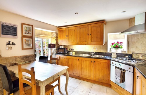 Alfreton Cabaña | The Dairy - 2 bedroom property with hot tub