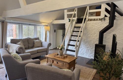 Lechlade Casa | The Dairy Cotswolds Cottage Farm With Pool