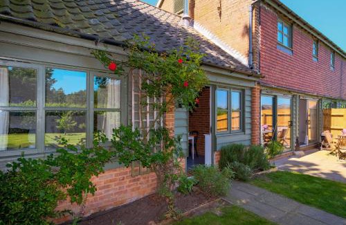 Friston Casa | The Dairy Cottage