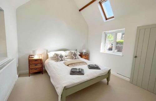 Olveston Apartamento | The Dairy cottage with garden and parking