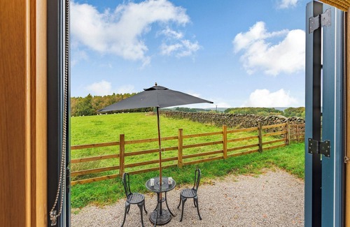 Settle Cabaña | The Dalesbred Hut - UK40150