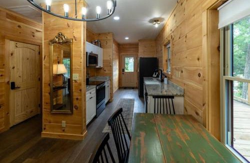 Sunset Cove Casa | The Dam House on Lake Lure