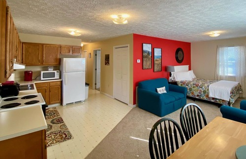 Damascus Casa | The Dancing Bear Inn