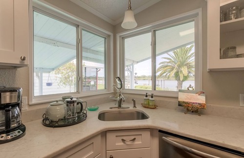 Edgewater Casa | The Dancing Dolphin Retreat