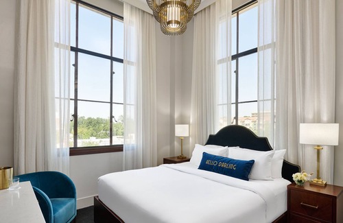 Visalia Hotel | The Darling Hotel