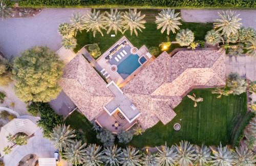 Indio Villa | The Date Palm Estate by AvantStay Luxurious Private Retreat