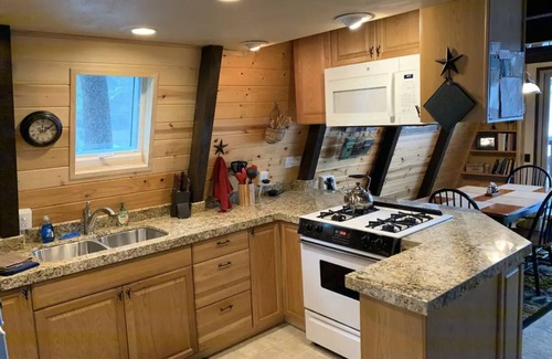 Truckee Cabina | The Davos Cabin, Truckee (2br+loft)
