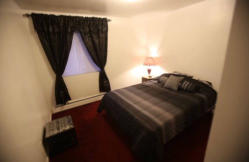 Dearborn Hotel | The Dearborn Suites