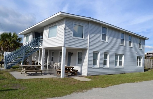 Ocean Drive Condominio | THE DECOY, OCEAN DRIVE, NMB, 1/2 BLOCK TO BEACH, 1 BLOCK TO MAIN S. NORTH MYRTLE