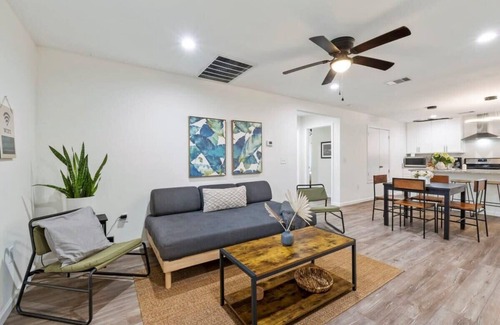 St. Johns Casa | The DelMar: Spacious North ATX Retreat