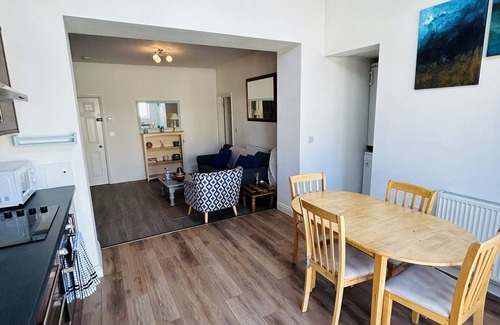 Fishponds Apartamento | The Den by AltoLuxoExperience