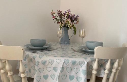 Maud Casa | The Den