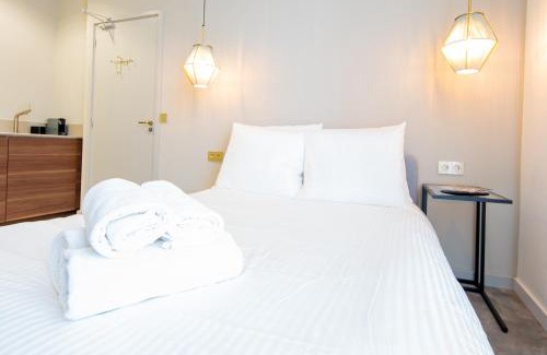 Schiedam Cama Y Desayuno | The Den Newly Build Apartment 7-Minutes From Rotterdam City Central Station app2